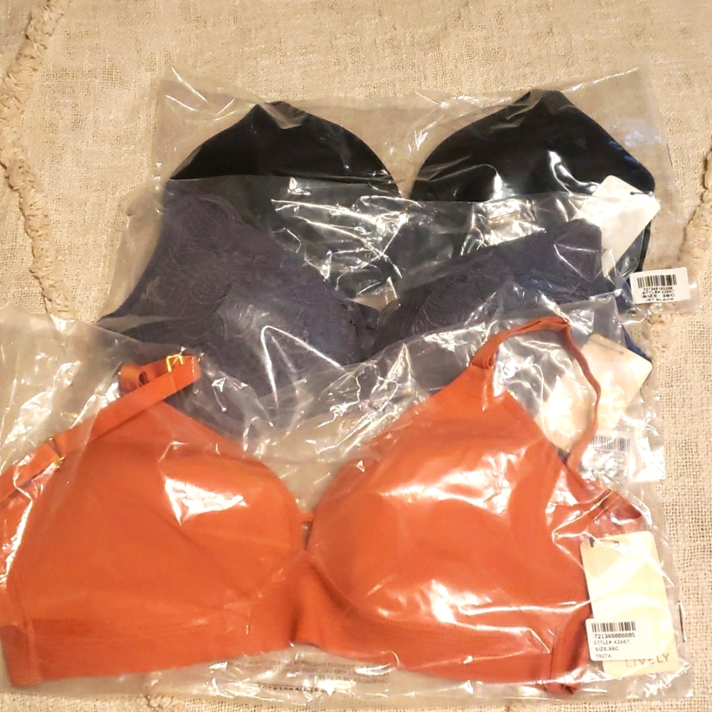Lively no wire bras - brand new 36C bundle